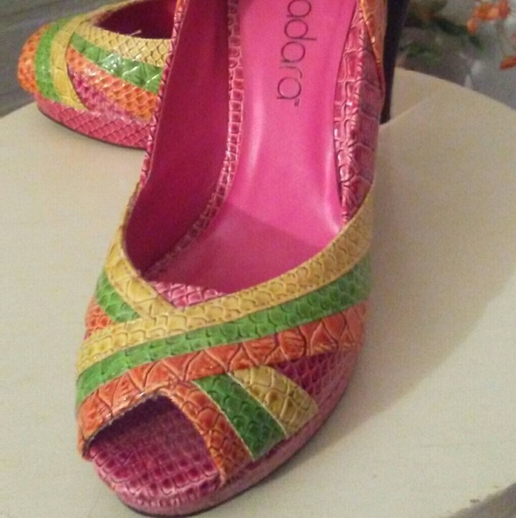 Open Toed Spring Heels - Picture 4 of 4